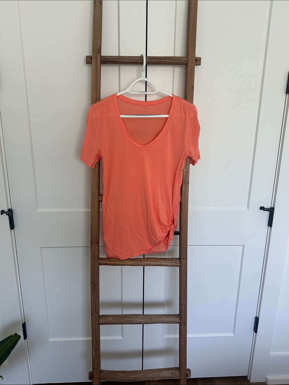 lululemon athletica Coral Side-Knot Short Sleeve Tee